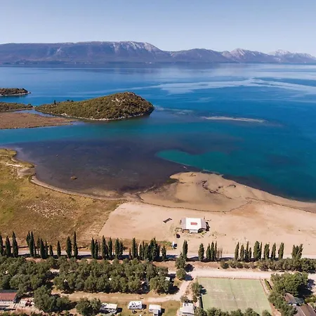 2 Bedroom Lovely In Daire Klek